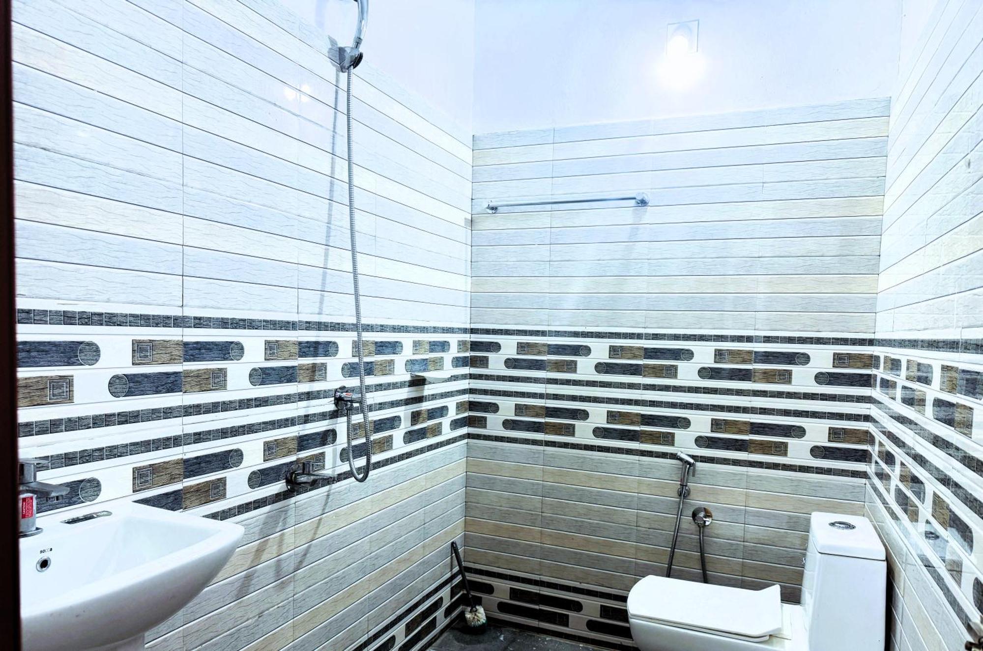 Vcs Apartments Parassinikadavu Parassinikkadavu Exterior foto
