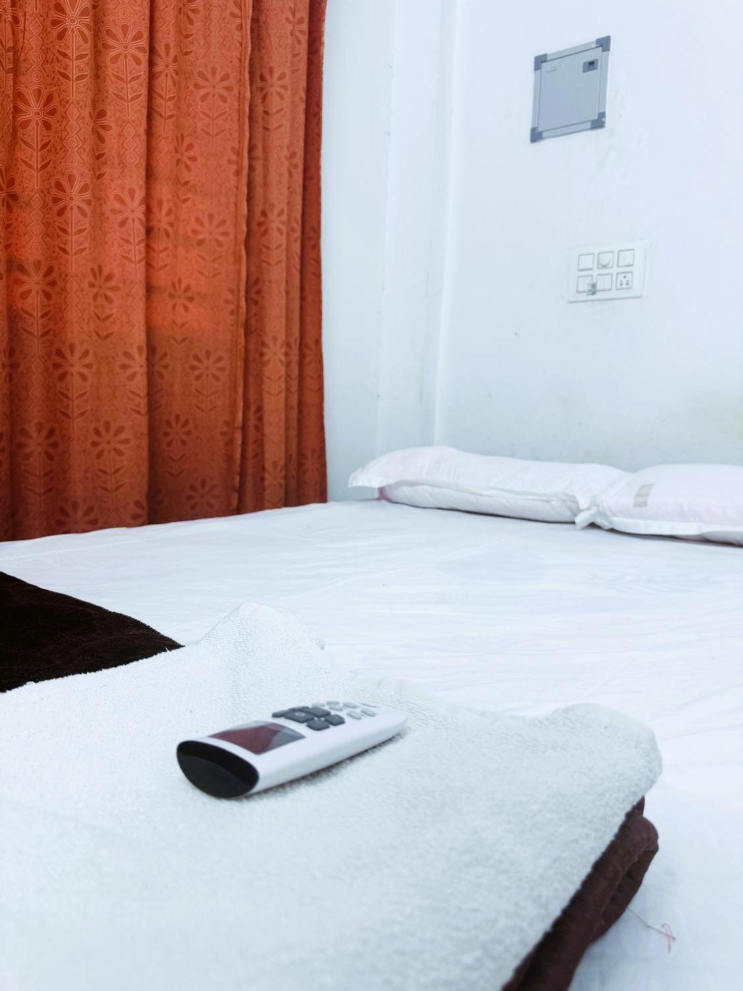 Vcs Apartments Parassinikadavu Parassinikkadavu Exterior foto